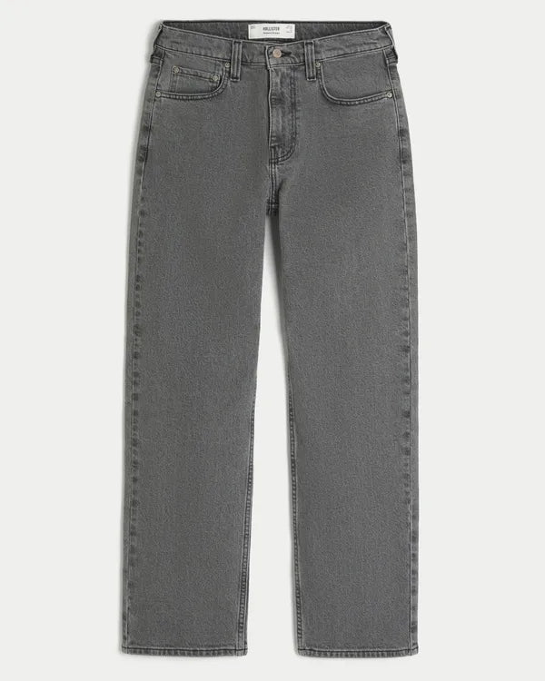 Relaxed Straight Jeans