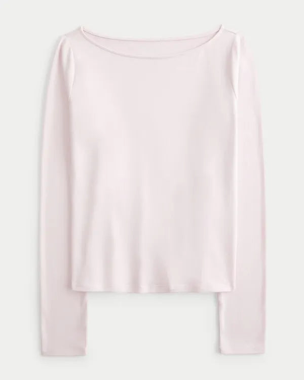 Long-Sleeve Smooth Seamless Fabric Slash-Neck Top