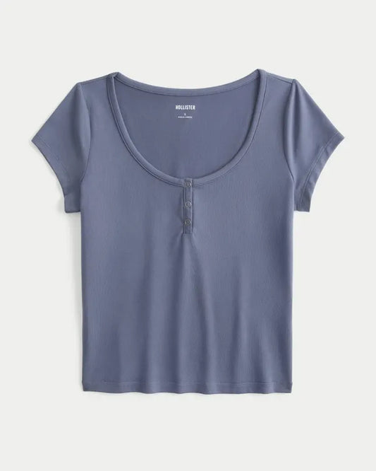 Smooth Seamless Fabric Short-Sleeve Snap Henley