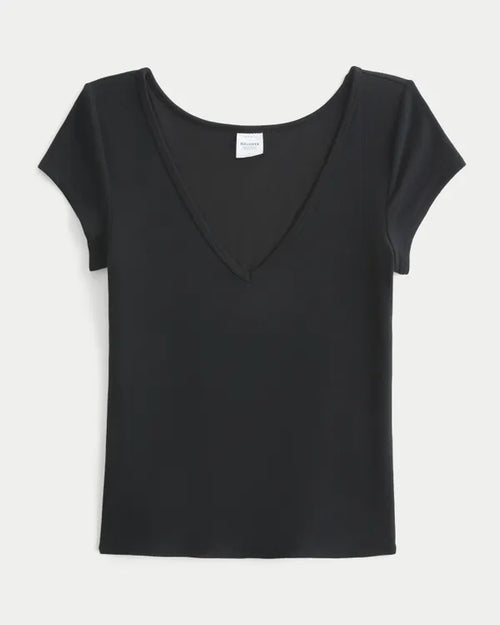 Must-Have Basic Reversible V-Neck/Slash-Neck T-Shirt