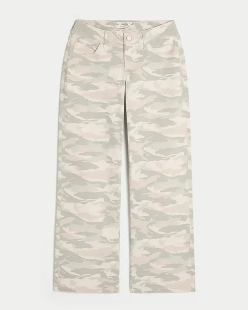 Curvy Low-rise Y2K Camo Baggy Jeans