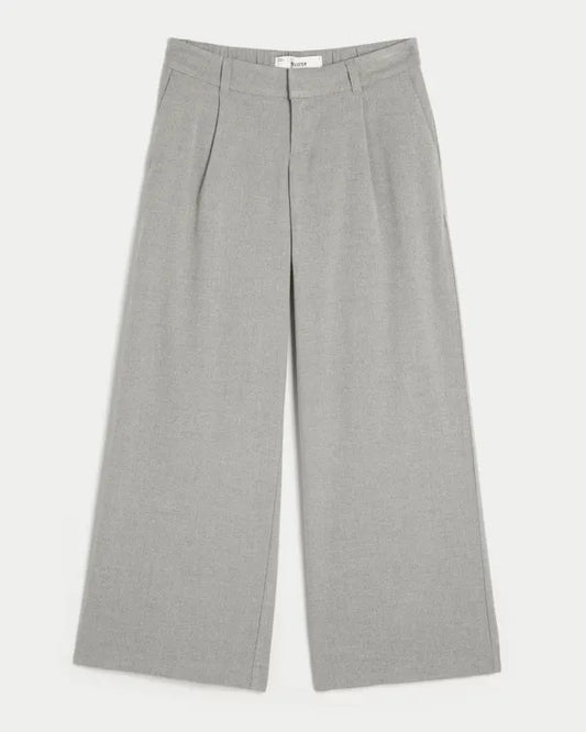 Hollister Livvy Ultra Low-Rise Super Baggy Pants